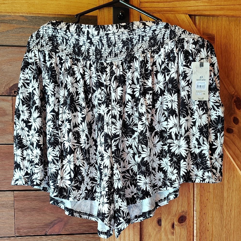 Terra & Sky Black and White Smocked Ruffled Skorts 20W 22W 2X NEW
